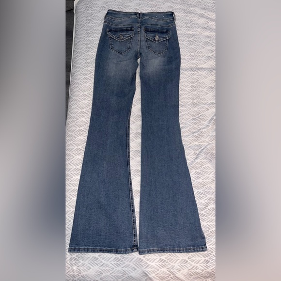 Garage Denim In Size 3. Unique button style with trendy flare cut! - Picture 2 of 4
